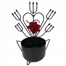 Ferragem Com Panela De Ferro - Pombo Gira