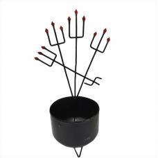 Ferragem com Panela de Ferro- Exu